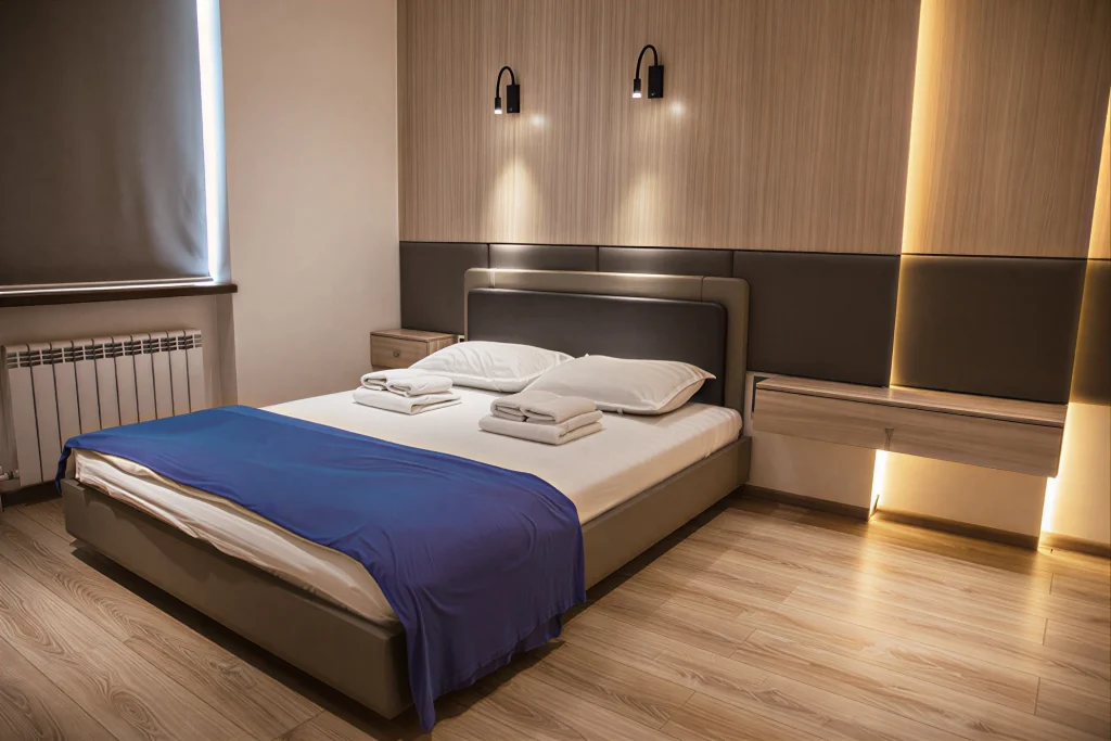 IRIS HOTEL